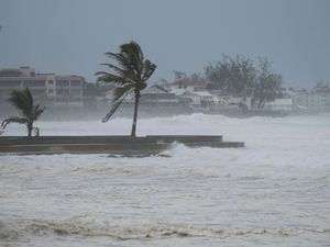 Supporting image for story: Hurricane Beryl makes landfall on Caribbean island