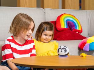 Supporting image for story: Amazon to bring Echo Dot smart speaker for children to the UK