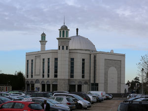 Supporting image for story: Worshippers set to pray for peace at national event