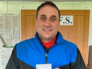 Supporting image for story: Wraight and Armstrong in the money