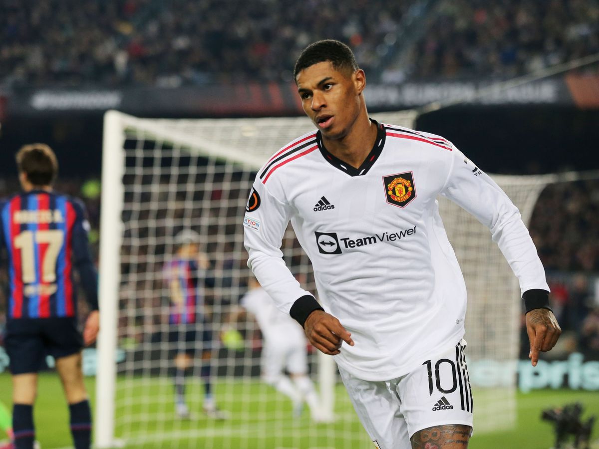 Marcus Rashford completes loan move to Barcelona
