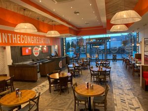 Supporting image for story: New burger restaurant opens in Telford shopping centre
