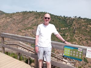 Supporting image for story: First new treatment for advanced bladder cancer in decades given green light