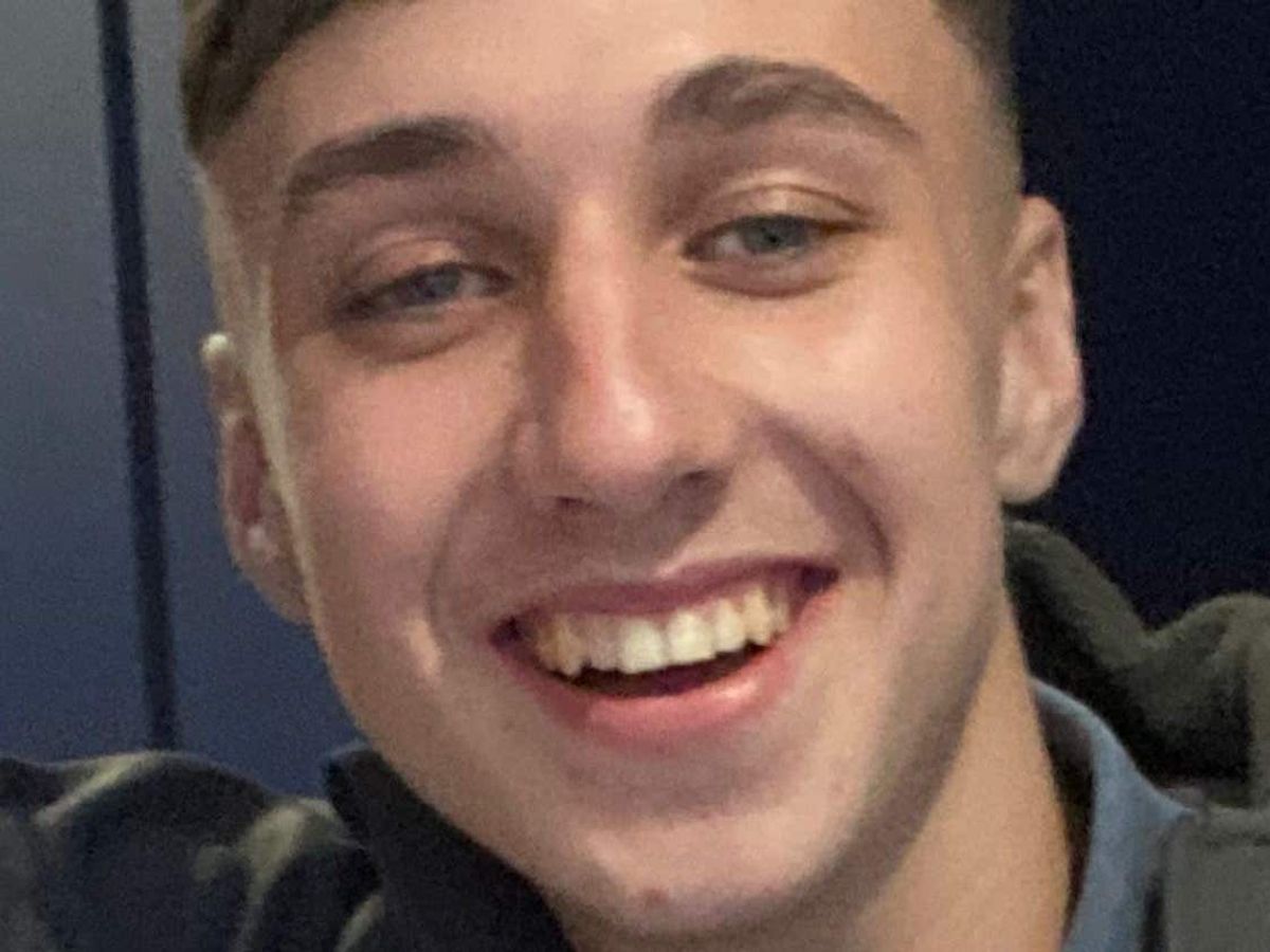 Mother of Tenerife teenager Jay Slater breaks down at inquest