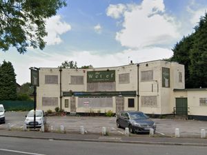 Supporting image for story: Disused Rowley Regis pub to be demolished for ‘ultra-modern’ flats despite road concerns