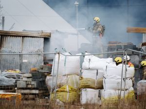 Supporting image for story: Man who was taken to hospital after Smethwick fire suffered 'serious' injuries - ambulance statement
