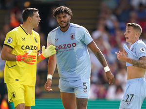 Supporting image for story: Crystal Palace 3 Aston Villa 1 - Report 