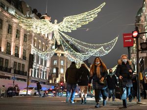 Supporting image for story: Rules ‘could be tightened after Christmas’ as Omicron cases surge