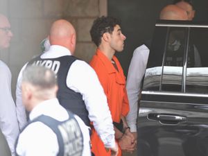 Supporting image for story: Health insurance boss shooting suspect to face charges of murder and stalking