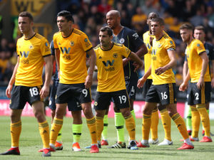 Supporting image for story: Manchester City star Vincent Kompany says Wolves can help their title bid