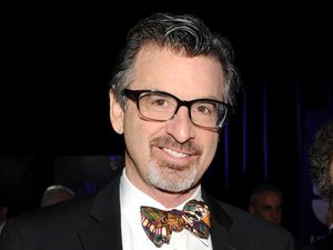 Supporting image for story: Robert Carradine, Revenge Of The Nerds and Lizzie McGuire star, dies aged 71