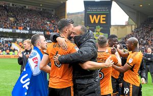 Nuno celebrates (AMA)