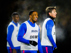 Supporting image for story: Defender makes 'change the season' claim as Rob Edwards prepares for Wolves bow