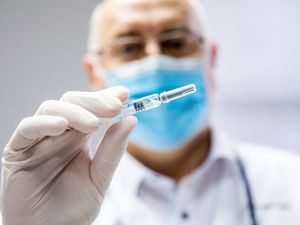 Supporting image for story: Hungary begins rollout of Chinese vaccine