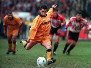 Andy Thompson (Sam Bagnall)