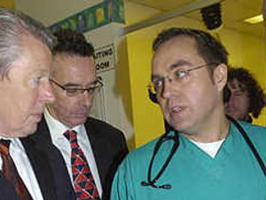 Supporting image for story: Minister visits scandal hospital