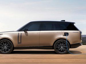 Supporting image for story: JLR announces collaboration with Andersen EV on home chargers