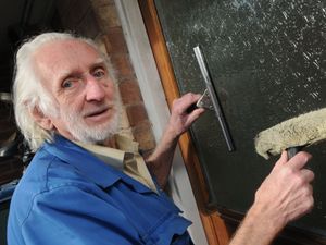 Supporting image for story: Tributes paid to window cleaner Mick