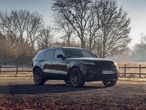 Supporting image for story: Stylish new Range Rover Velar R-Dynamic Black joins the range