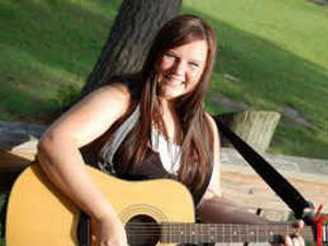Supporting image for story: Singers invited to enter open mic competition