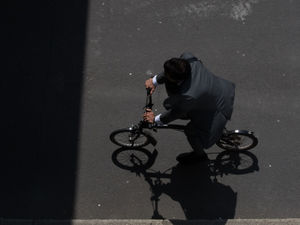 Supporting image for story: Cyclists send record amount of video to police showing close passes by drivers