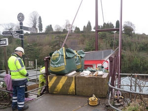 Supporting image for story: Work to repair Severn Valley Railway bridge in Bridgnorth begins