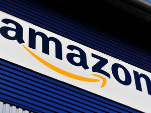 Supporting image for story: Amazon paid £492m in UK taxes last year amid online shopping boom