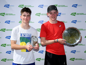 Supporting image for story: Henry Searle handed a wildcard entry to Junior Wimbledon