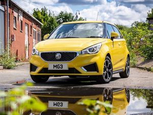 Supporting image for story: MG 3 range bolstered with Exclusive Nav trim