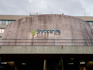 Supporting image for story: Council confirms £476k pension payment over chief exec departure