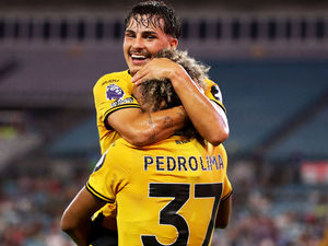 Supporting image for story: Stateside Cup: Wolves 3 West Ham 1 - Report