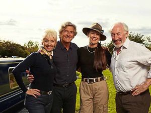 Supporting image for story: Celebrity Carry On Barging: Stars take on canals in Shropshire and Wales