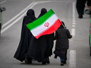 Supporting image for story: Natanz nuclear facility hit in air strike, says Iran