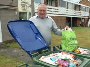 Supporting image for story: Anger as bins are not emptied for 10 weeks