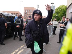 Supporting image for story: We should focus on what Kneecap are concerned about, says Swinney