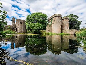 Supporting image for story: Paranormal investigations at Whittington Castle for new TV series